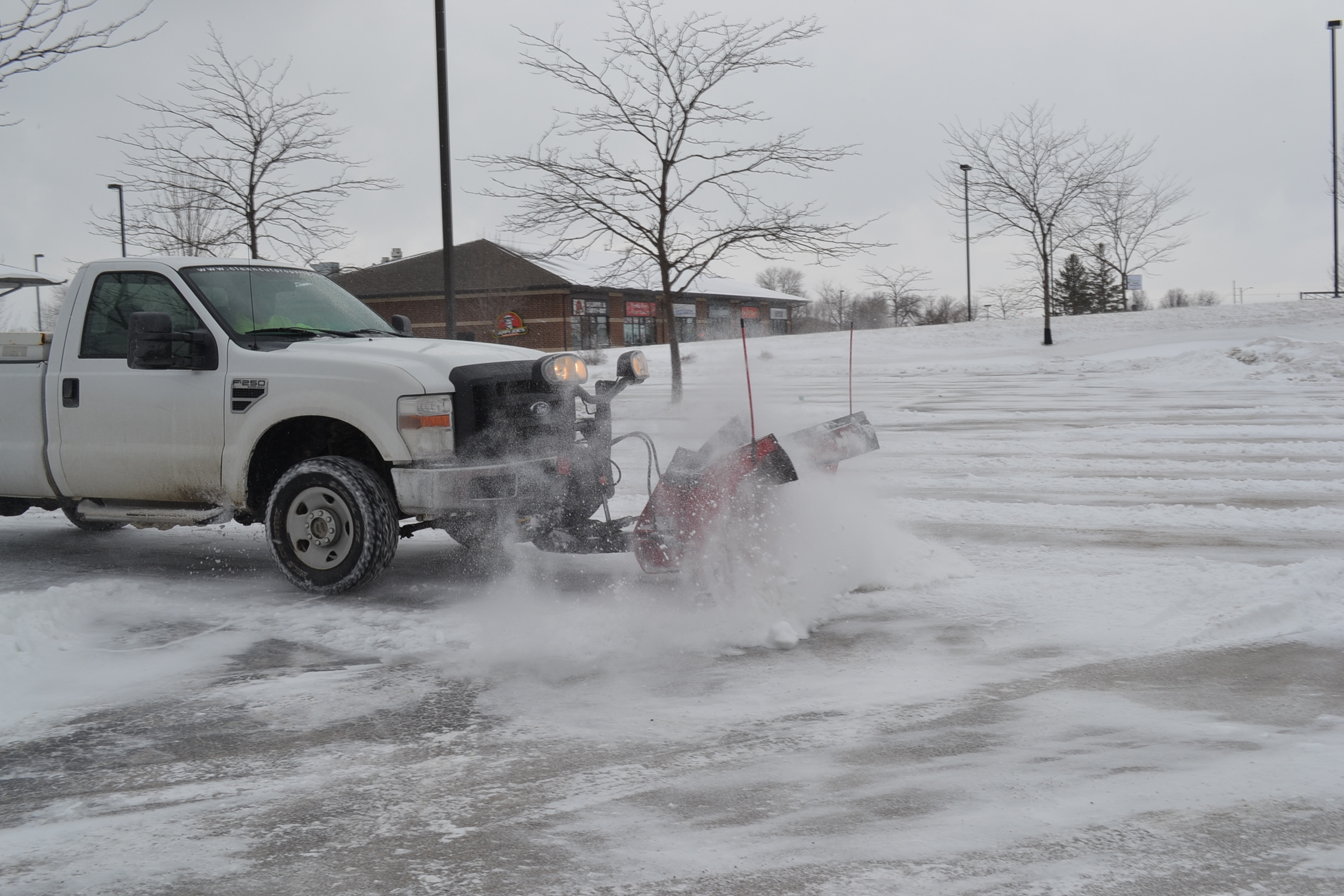 Plowing Parking Lot With Boss Xt Plow V Green Thumb Advice